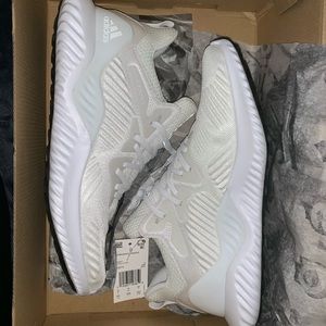 Women’s Adidas Alphabounce Beyond White